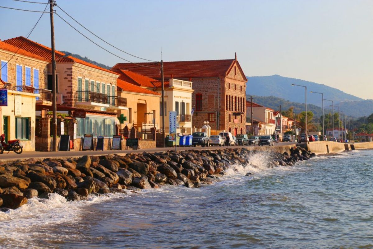 Midilli Adası 2 Gün - 1 Gece                | Her Çarşamba